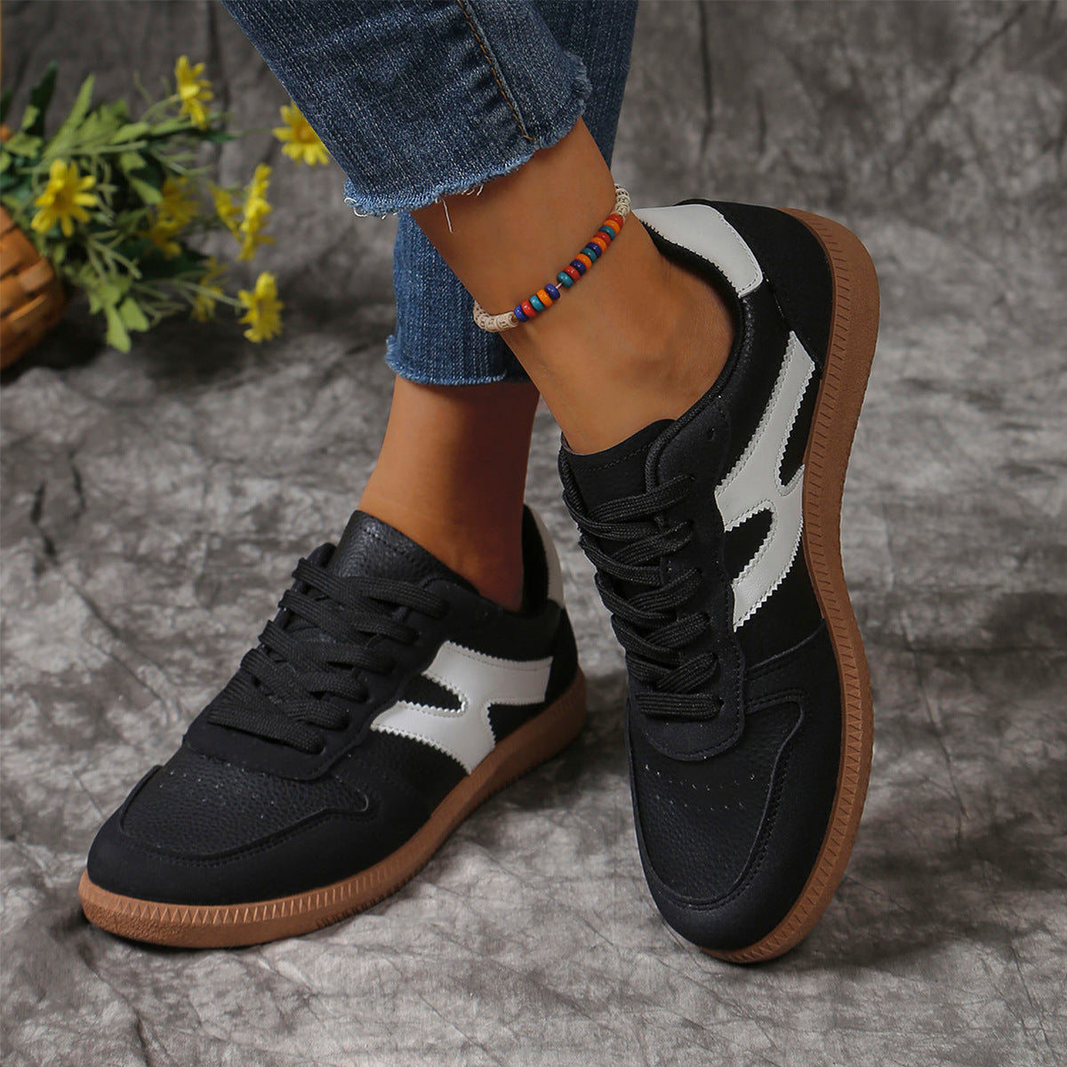 Women’s Colorblock Lace-Up Flats