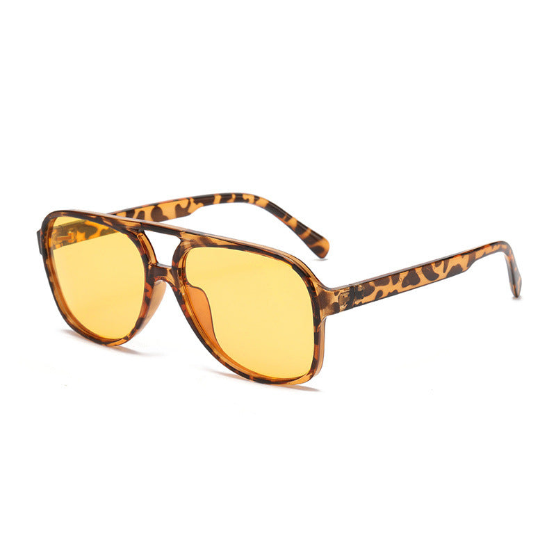 Polarized sunglasses with tortoise frame and amber lenses