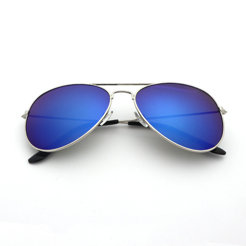 Unisex aviator sunglasses with silver frame and blue mirrored lenses
