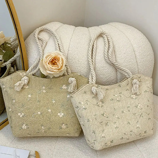 Women’s Straw Shoulder Bag
