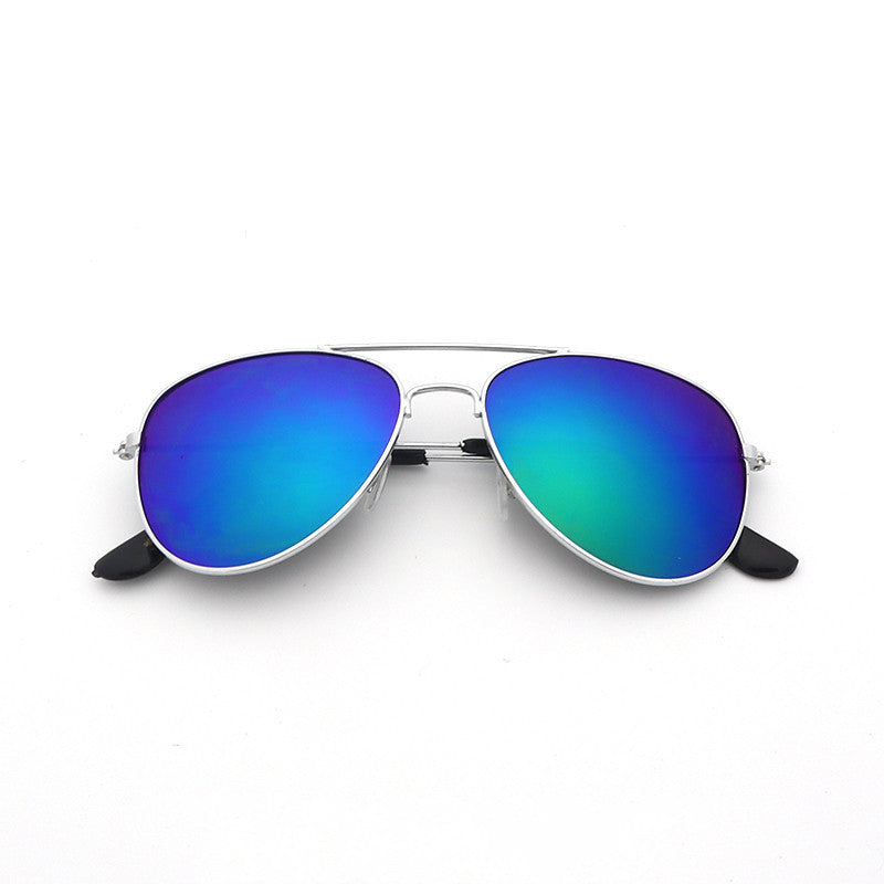 Unisex sunglasses with silver frame and blue mirrored lenses, classic aviator cut.