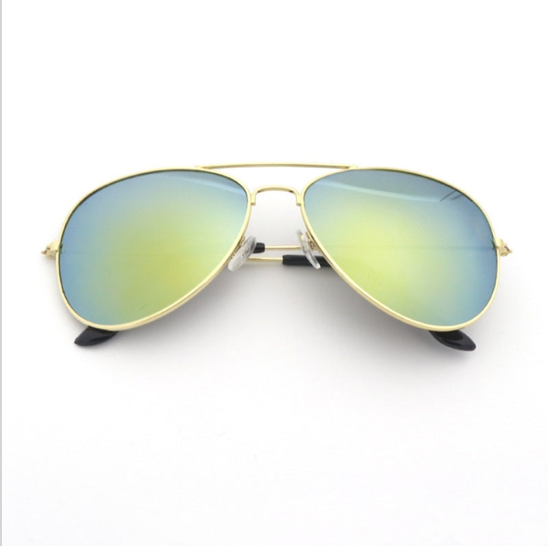 Unisex aviator sunglasses with gold frame and yellow-green mirrored lenses