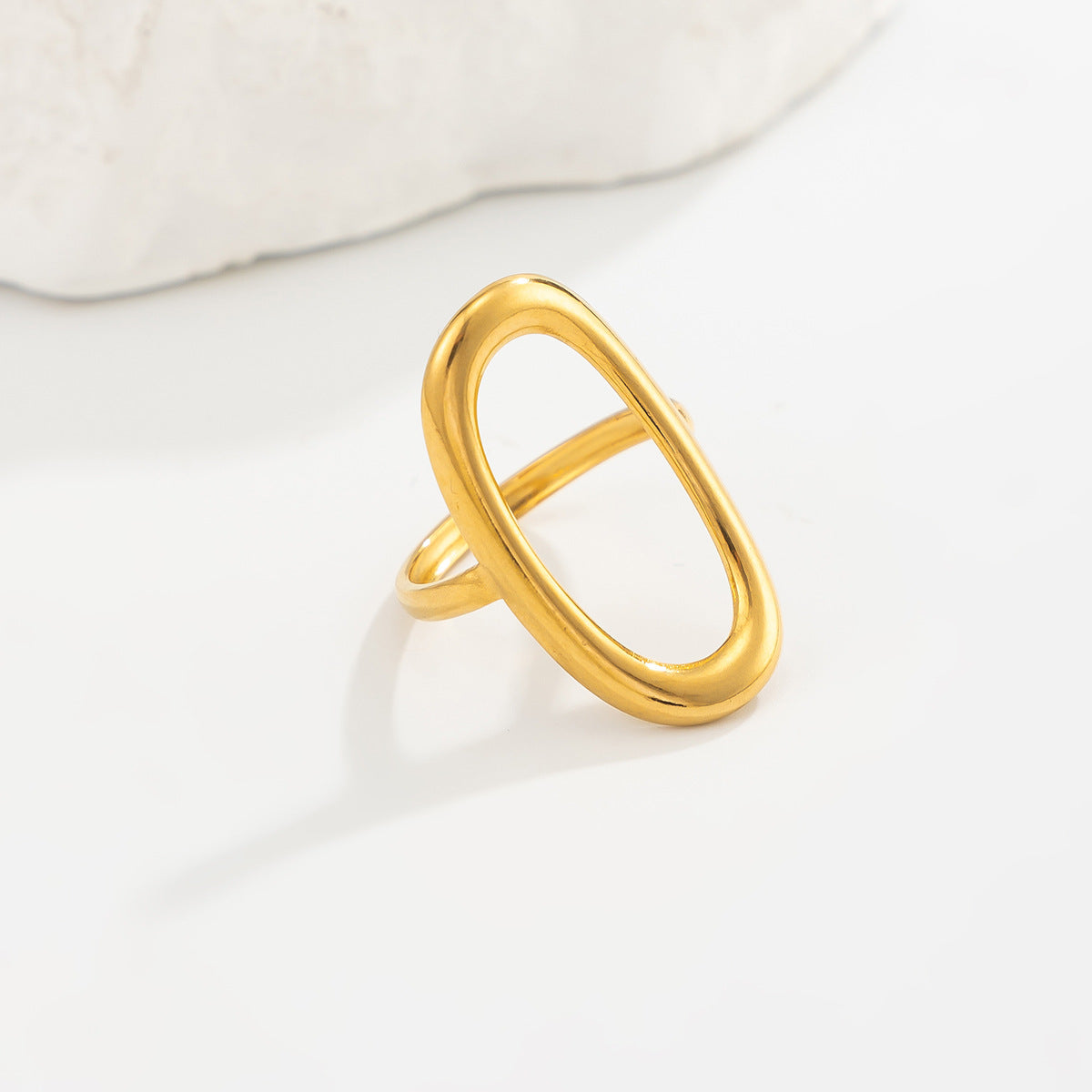 18K vacuum-plated gold oval loop ring with thin open frame
