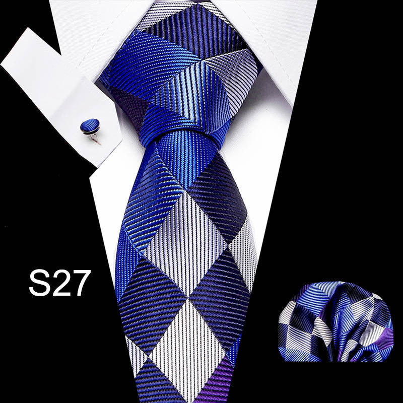 Men's business tie in blue with geometric diamond pattern