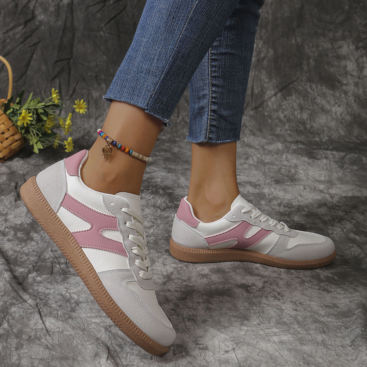 Women’s Colorblock Lace-Up Flats