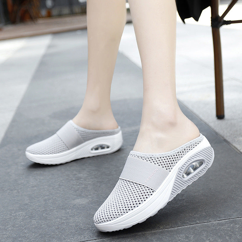 Women’s light grey mesh slip-on slippers with air-cushion heel sole