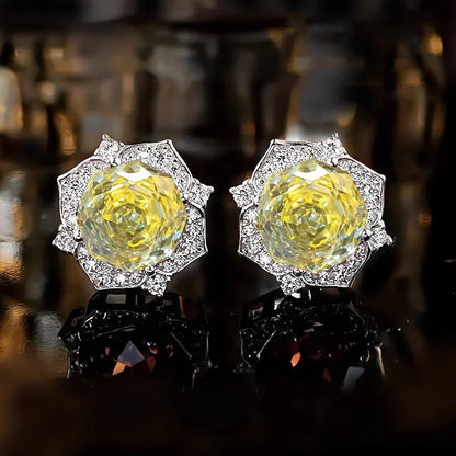 Flower Ring with High Carbon Diamond and Stud Earrings - YAXSO