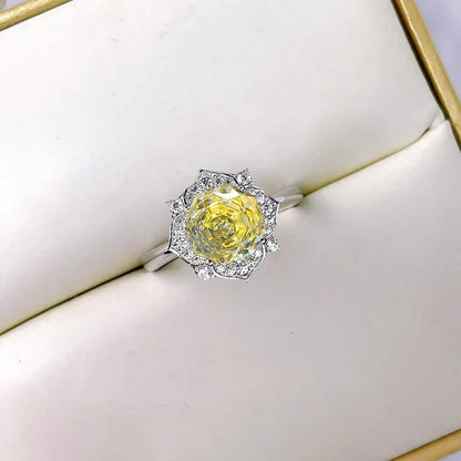 Flower Ring with High Carbon Diamond and Stud Earrings - YAXSO