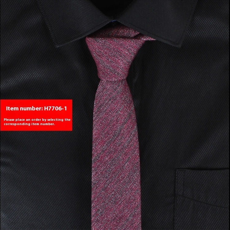 Narrow cotton tie in deep burgundy heather weave