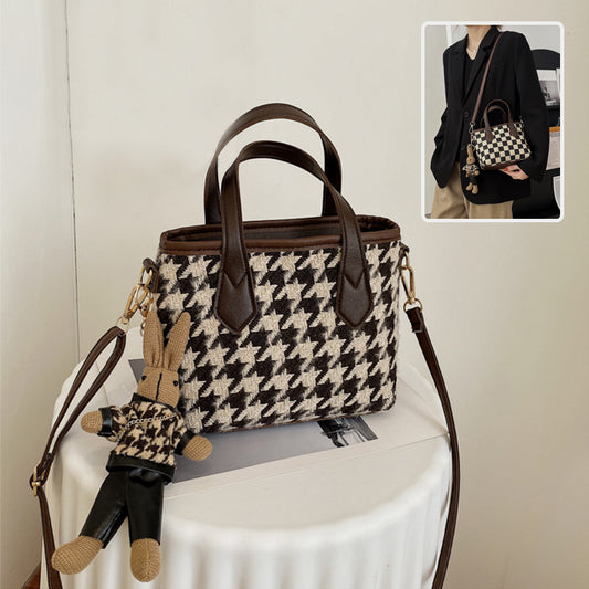 Women’s Houndstooth Shoulder Bag