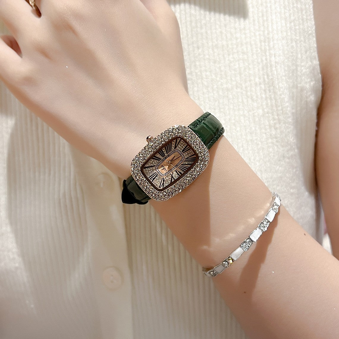 Women's Full Diamond Waterproof Quartz Watch