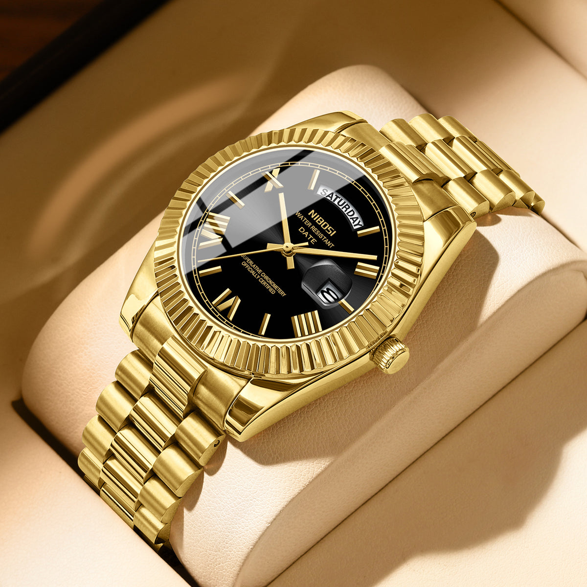 Men's quartz watch with gold steel bracelet and black dial, date window
