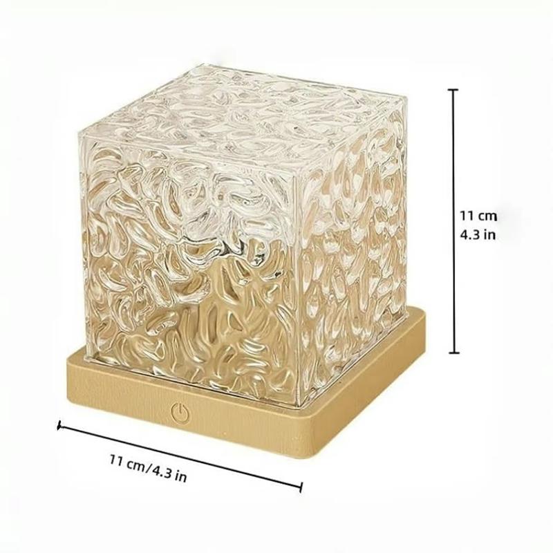 Dynamic lighting USB charging lamp with textured acrylic cube shade, gold-tone base and 11 cm dimensions